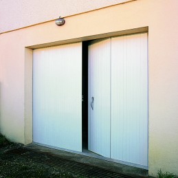 Porte de garage battante en PVC