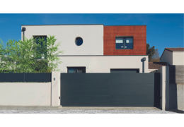 Maison contemporaine : comment choisir son portail ?